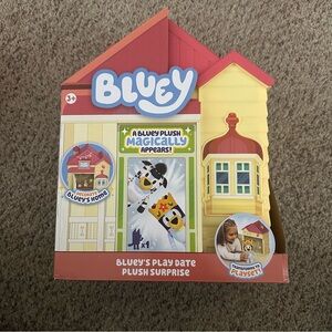 Bluey Play Date Plush Surprise